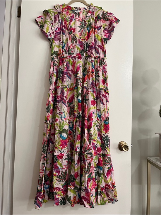crown & ivy Dresses & Skirts - crown & ivy Pink Tropical Floral Birds Parrots Maxi Dress